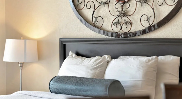 Seaside Luxury Oasis with balcony, Rezerwuj Hotel Hotele w Tampa z parkingiem, Parking