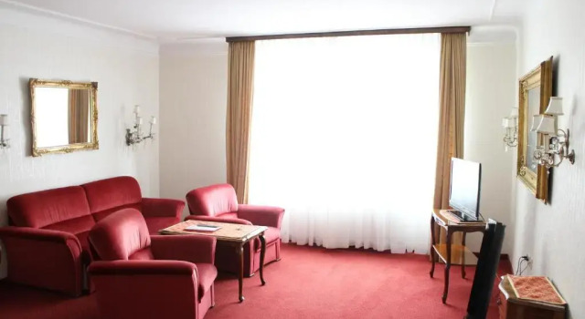 Люкс Hotel Pension Suzanne