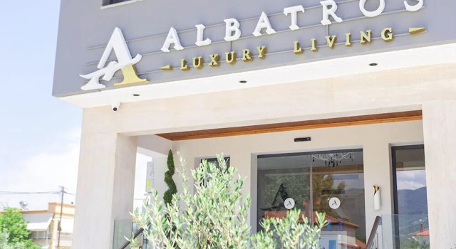 Albatros Suites