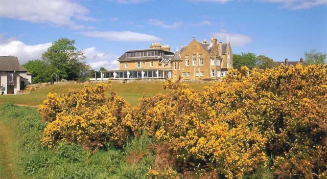 Royal Golf Hotel