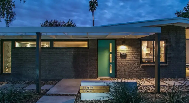 Mid-century Modern W/backyard Oasis, Putting Green, Забронировать Дом для отпуска Финикс 
