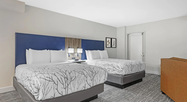 Четырёхместный люкс Executive Residency By Best Western Denver East