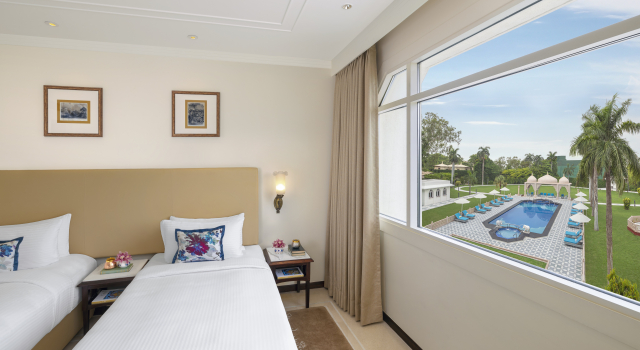 Tajview, Agra-IHCL SeleQtions, Забронировать Отель Отели Taj Ganj с бассейном, Бассейн