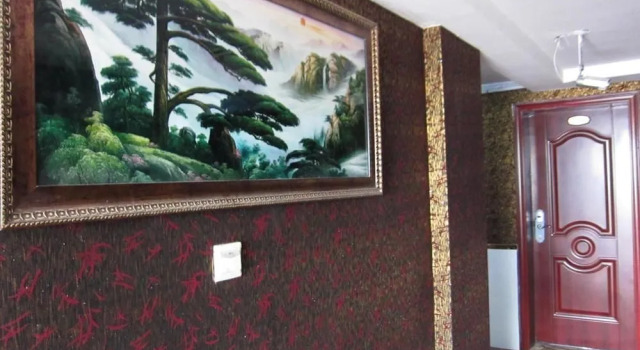 Super 8 Collection Hotel (Kuanzhai Alley Luomashi Subway Station)(速8精选酒店（宽窄巷子骡马市地铁站店）), Varaa Hotelli Hotellit Sichuan pysäköinnillä, Pysäköinti