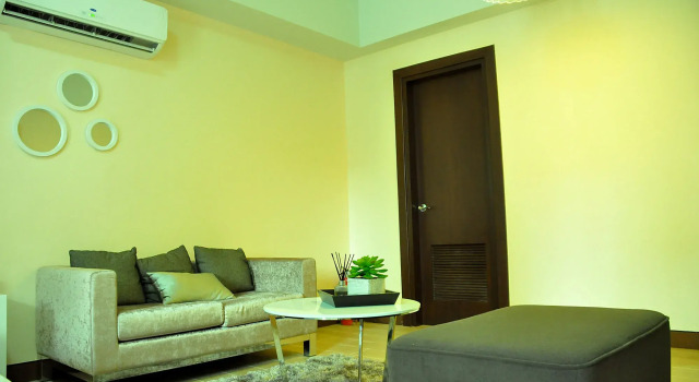 CSuites at Two Central Residences, Buchen Sie Hotel Hotels in Luzon mit Pool, Schwimmbad