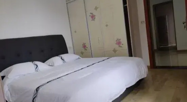 Люкс Lingzhen Homestay (Zunyi Bozhou Chaoyang Hospital Branch)