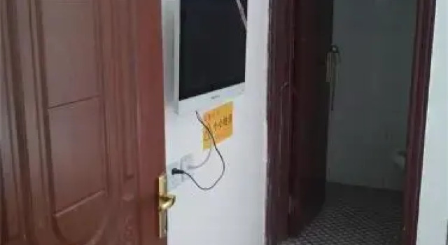 Canger Business Inn, Varaa Mini-hotelli Bome Tiibet