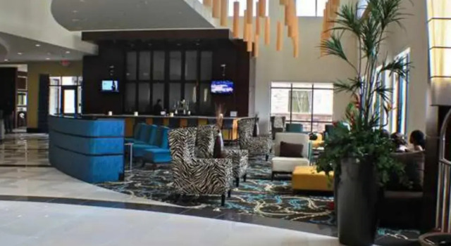 Номер Standard Embassy Suites by Hilton Fayetteville Fort Bragg