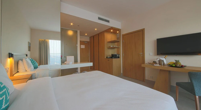 Номер Standard Poseidon Beach Resort