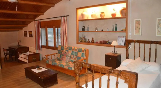 Cal Gorro, Book Hotel Arnes Terra Alta