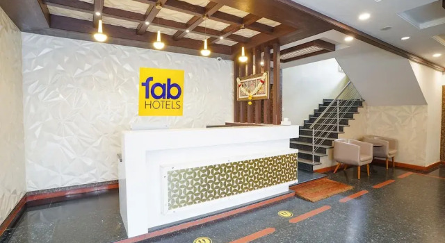 Hotel Savi Inn, Rezervovat Hotel Bangalore Bangalore