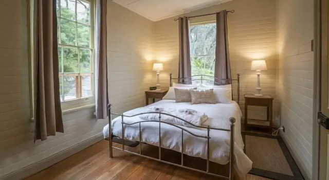 Коттедж Steele Point Cottage