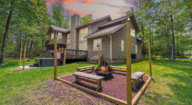 Коттедж Mins2 Jfbb Split Rock With Hot Tub and Game Room