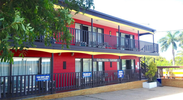 Colonial Court Holiday Apartments