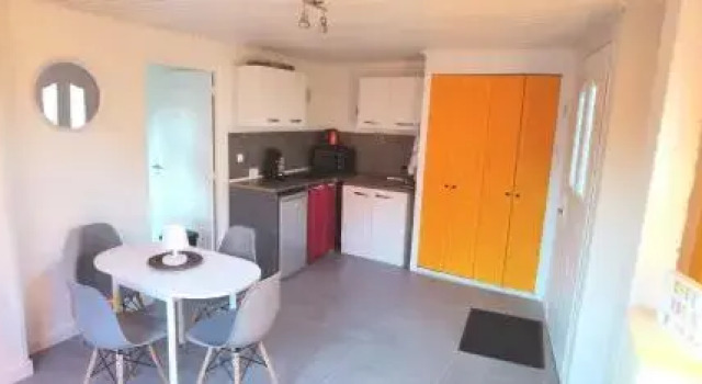 Chez Ines Arbois Centre Jaccuzzi, Rezervovat Hotel Arbois 