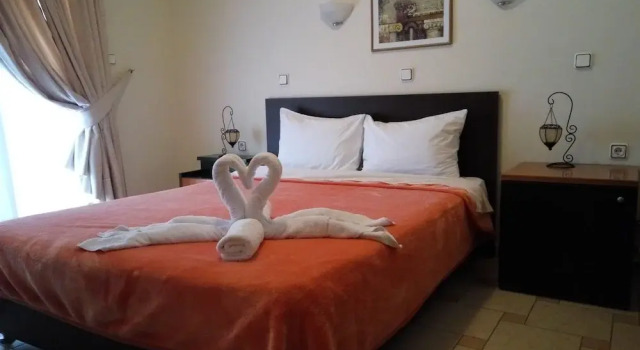 Syrtaki Hotel, Book Hotel  