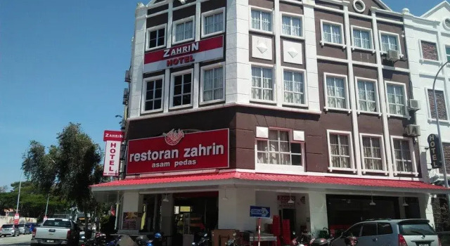 OYO 89689 Zahrin Hotel