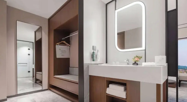 Двухместный номер Deluxe Hilton Garden Inn Yichang Yiling
