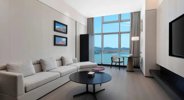 Люкс Days Hotel By Wyndham Shantou Zhugang