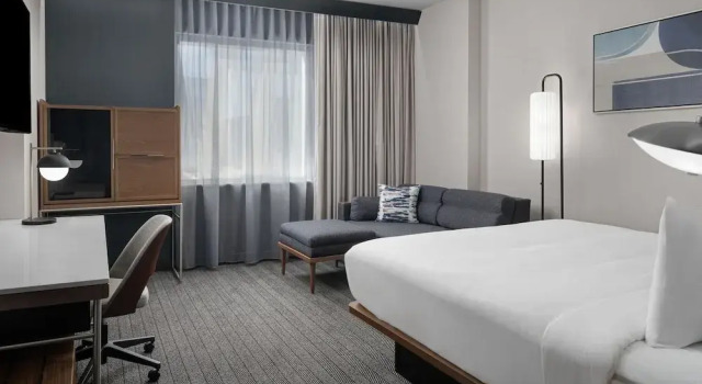 Двухместный номер Standard Courtyard by Marriott Calgary Downtown