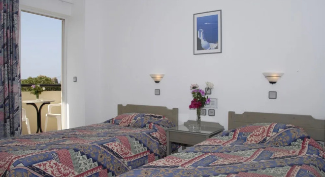 Апартаменты с балконом Sunshine Garden Apts