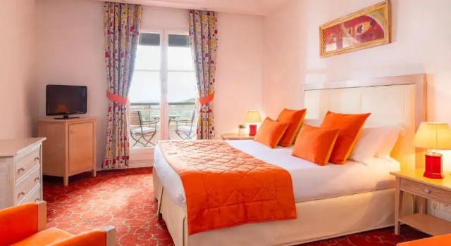Двухместный номер Standard с балконом Hostellerie Le Baou