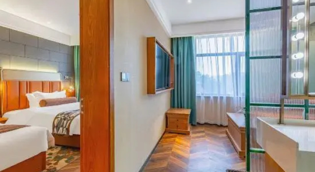 Люкс Superior James Joyce Coffetel Hotel (Xingtai Railway Station Haonanguan)