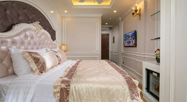 Двухместный номер Deluxe Royal Holiday Hanoi Hotel