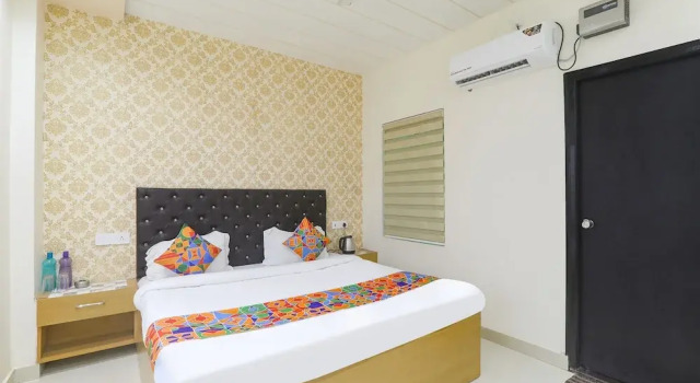 Номер Deluxe FabHotel US Inn - Nr Sarnath Museum