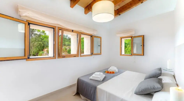 Sa Serra - Villa With Private Pool. Free Wifi, Prenota Villa Ville a Maiorca, Villa