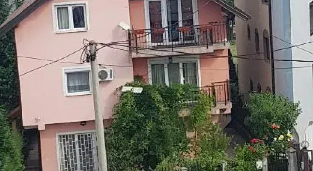 Saray House