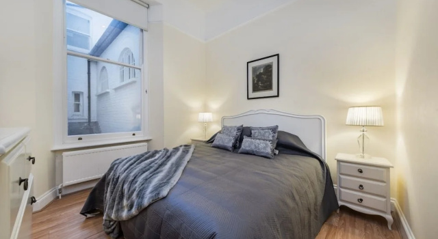 Luxury Private Apartment in Kensington