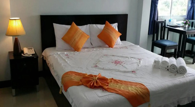 Raya Rawai Place