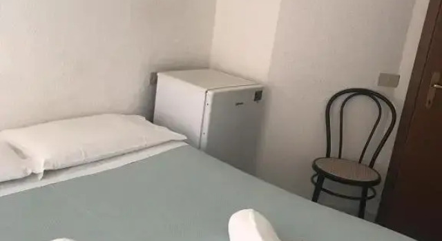 Номер Economy Hotel Carillon