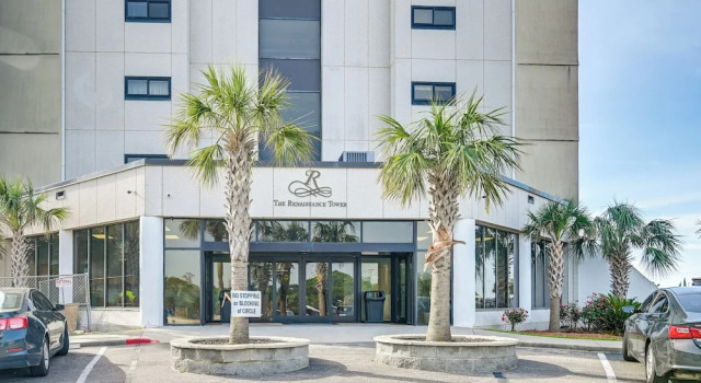 Beachfront Condo w/ Pool at Myrtle Beach Resort!, Забронировать Апартаменты/квартира Апартаменты Южной Каролины, Апартаменты/квартира