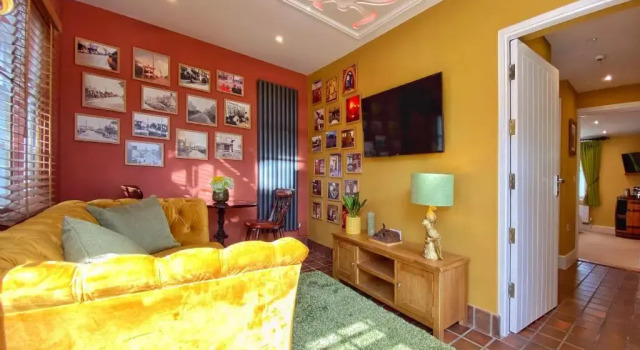Hambrook House Canterbury - NEW luxury guest house with spa tub, Rezervasyon Misafirhane Merseyside SPA oteller, SPA