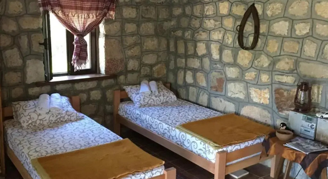 Rent House Orahovo, Book Hotel Virpazar 