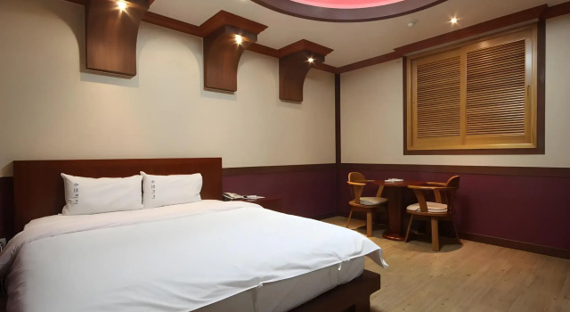 Utopia Hotel, Забронировать Отель Отели провинции Кёнсан-Пукто с парковкой, Парковка