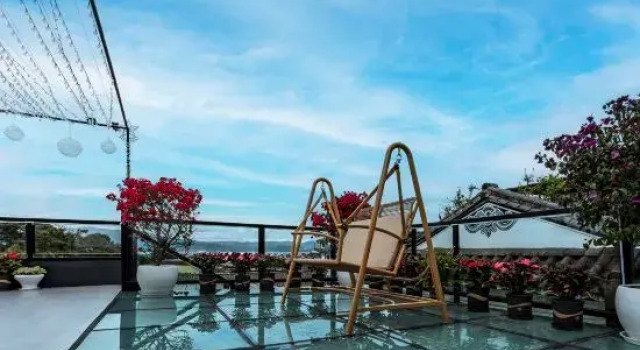 Baixiaobai · Exquiste Ancient City View Smart Homestay (Dali Ancient City South Gate), Prenota Hotel Hotel a Dali con parcheggio, Parcheggio