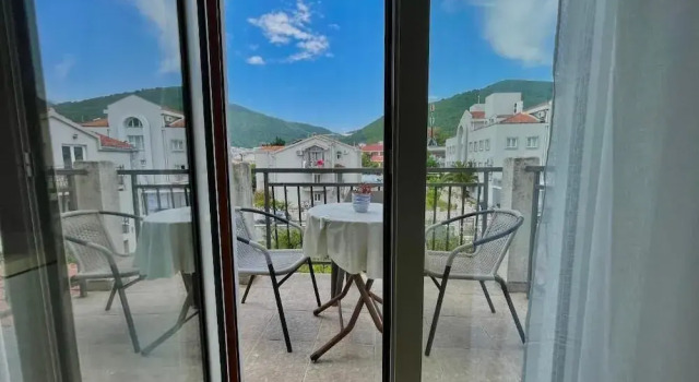 Трёхместный номер Standard Garden House Budva