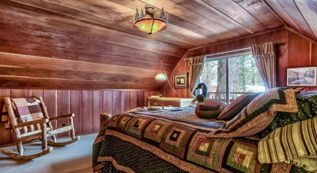 Meadow View 764S - 2 Br cabin by RedAwning