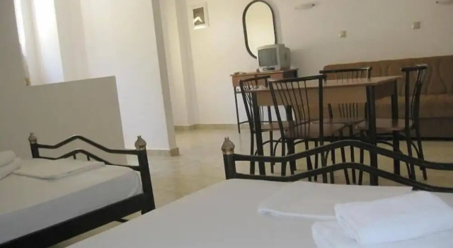 Студия Sfinias Hotel