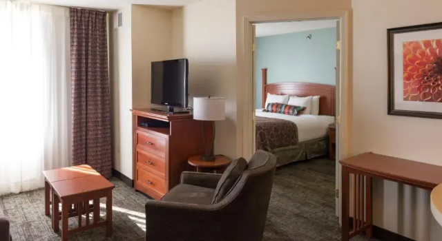 Люкс с 2 комнатами Staybridge Suites Fargo by IHG