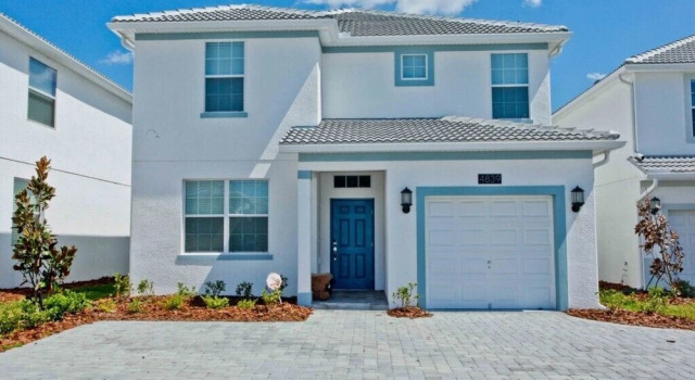4839 Kings Castle Circle 5 Bedroom Home