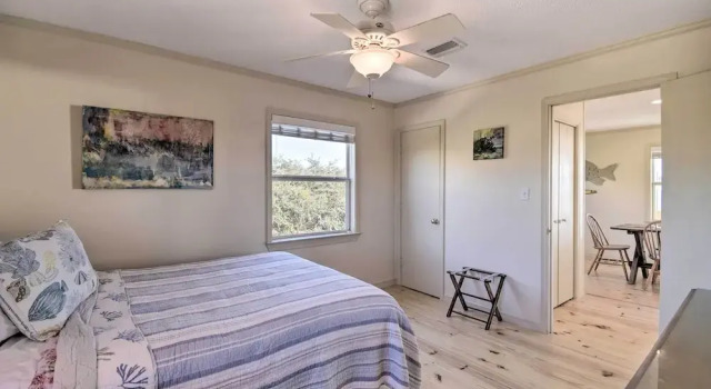 Gulf Shores Rental w/ Large Porch - Walk to Beach, Забронировать Дом для отпуска СПА-отели Галф-Хайлендс, SPA-услуги