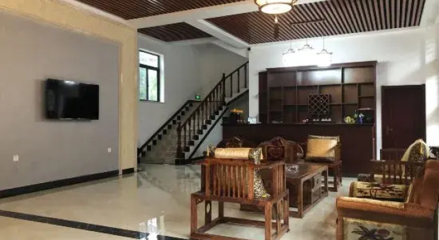 Linyun Shanju Guesthouse, Rezerwuj Hotel Hotele w Mianyang z parkingiem, Parking