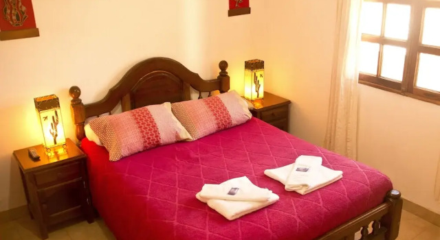 Hostal Tacacho, Забронировать Хостел Сальта провинция Сальта, рядом с 9 de Julio Park
