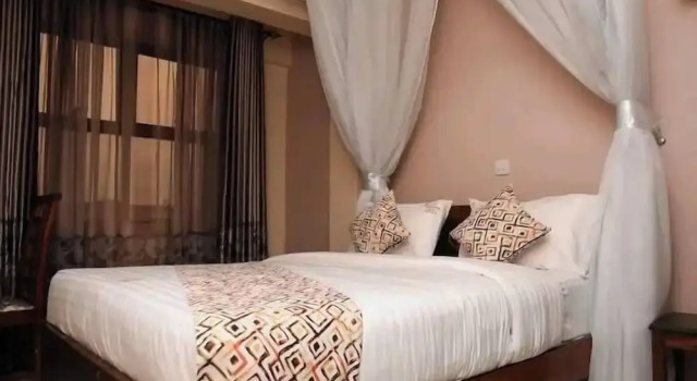 Двухместный номер Deluxe с видом на город Golden Palace Hotel