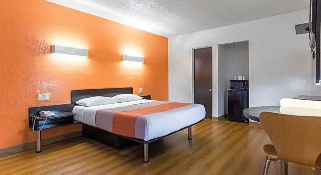 Номер Standard Motel 6-Long Beach, CA - International City