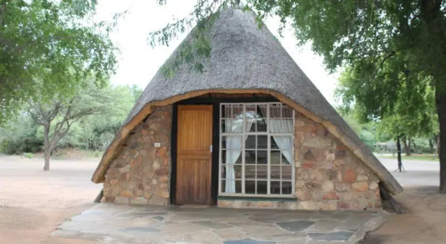 Bonwa Phala Game Reserve, Prenota Hotel Warmbaths 